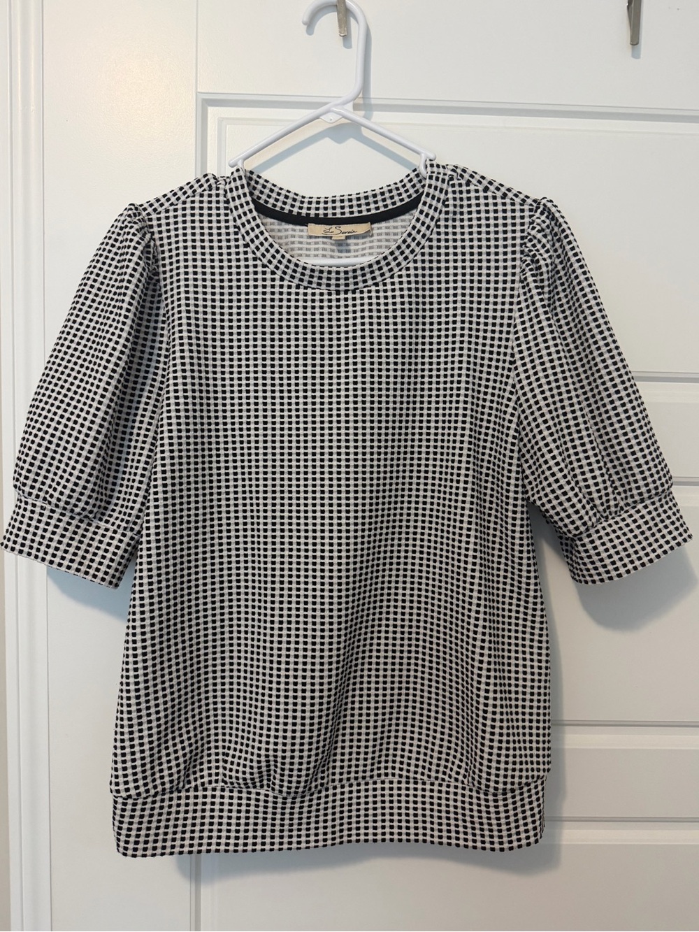Black & White Check Puff-Sleeve Blouse